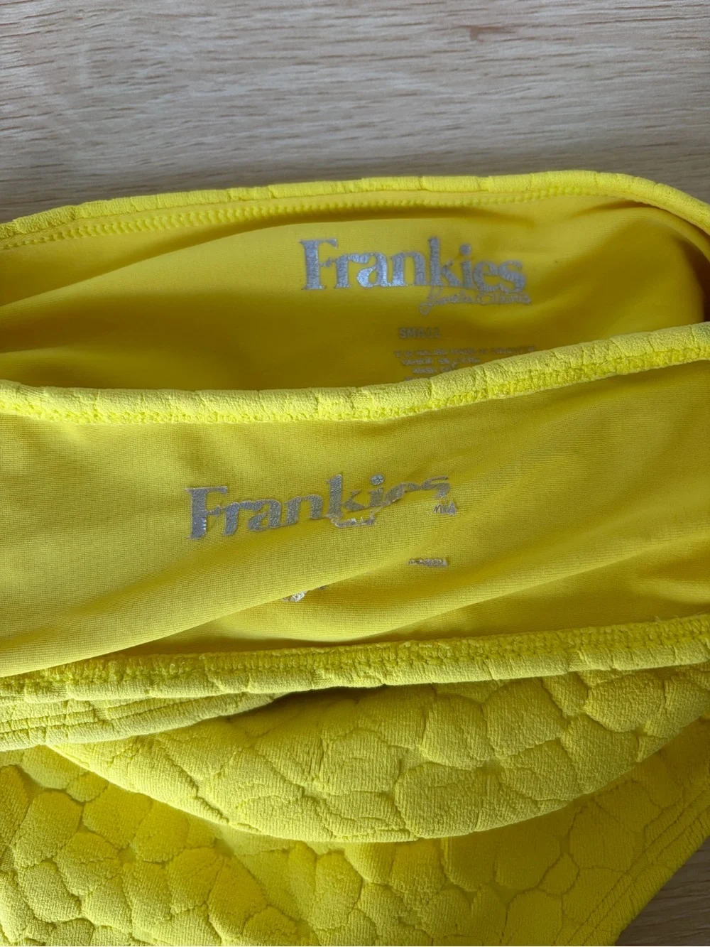 Frankie’s Bikini Set Yellow Small
